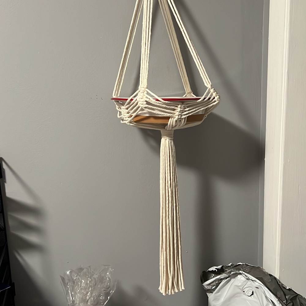 Cream Macramé plant holder - Picture 7 of 8